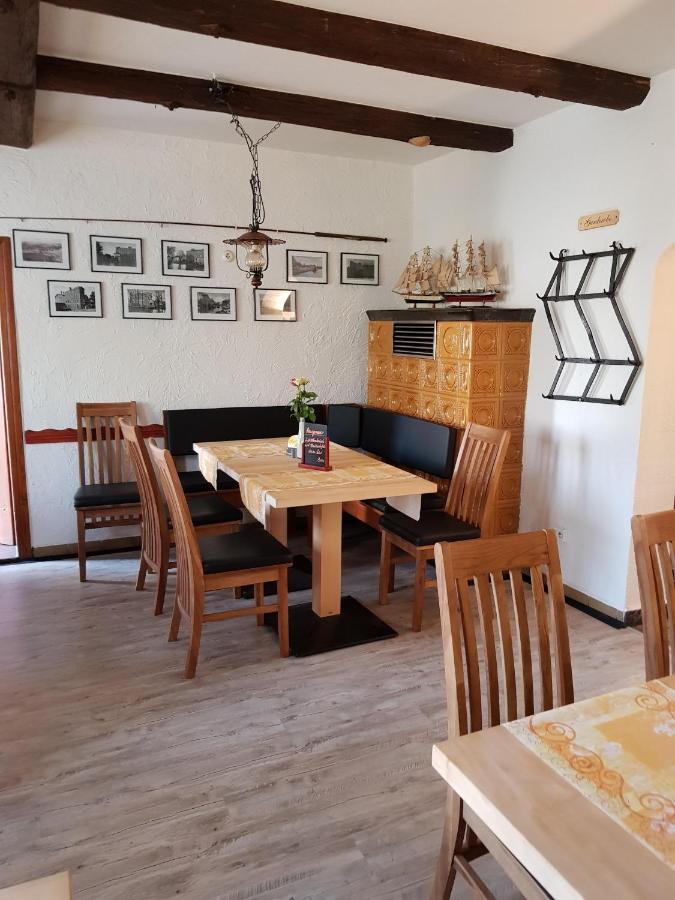 Gasthof Alte Fischerhuette Altfriesack Esterno foto